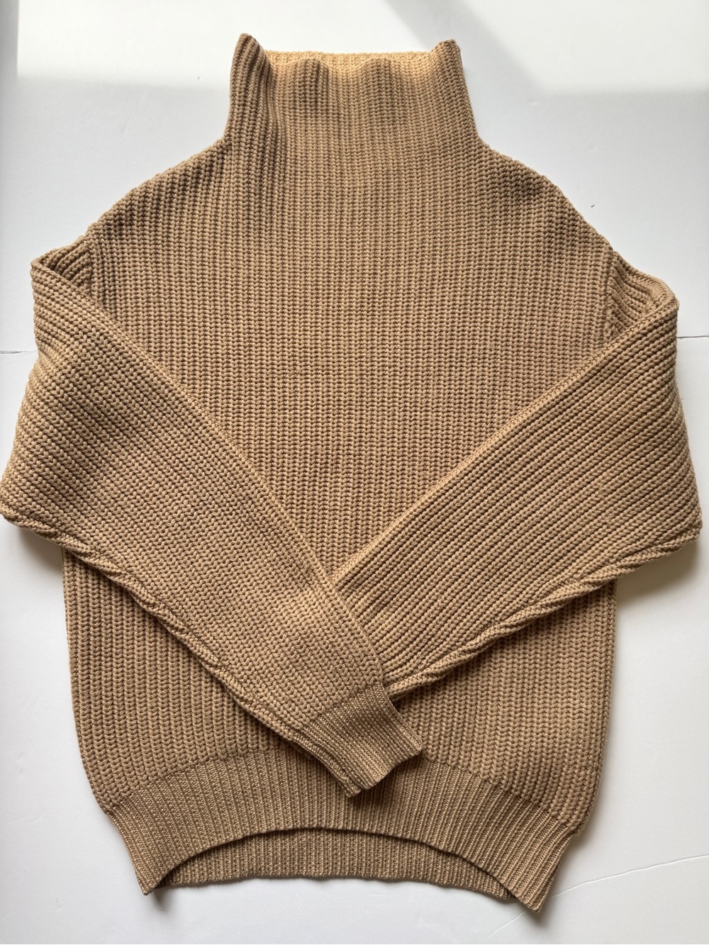 Aritzia Wilfred Montpellier Turtleneck Ribbed Sweater Tan Camel Knit Sz XS - Picture 8 of 12